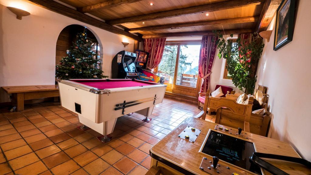Les Appartments Du Merilys Мерибел Екстериор снимка
